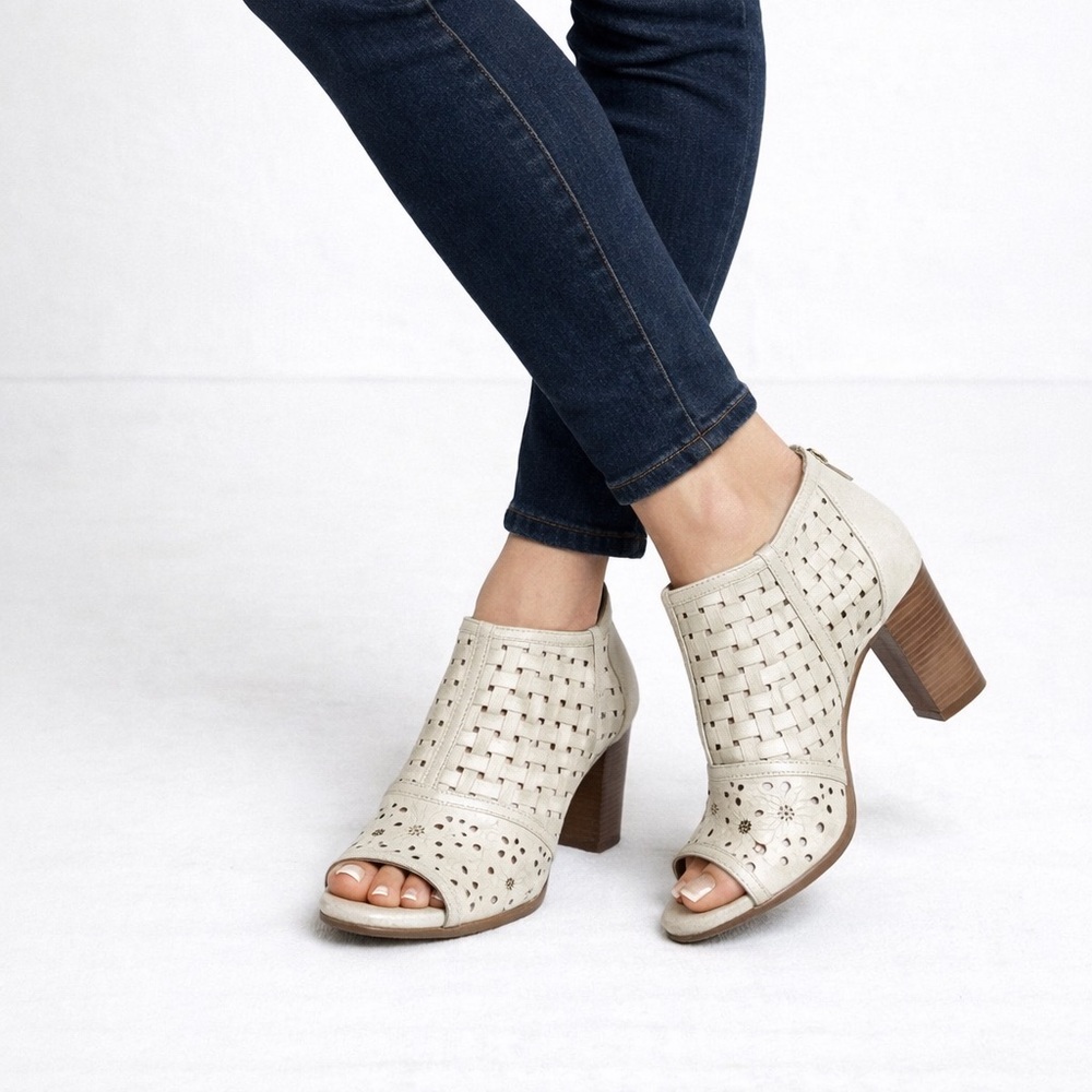 Gold Button Cream Peep-Toe Women's Shoes size 41